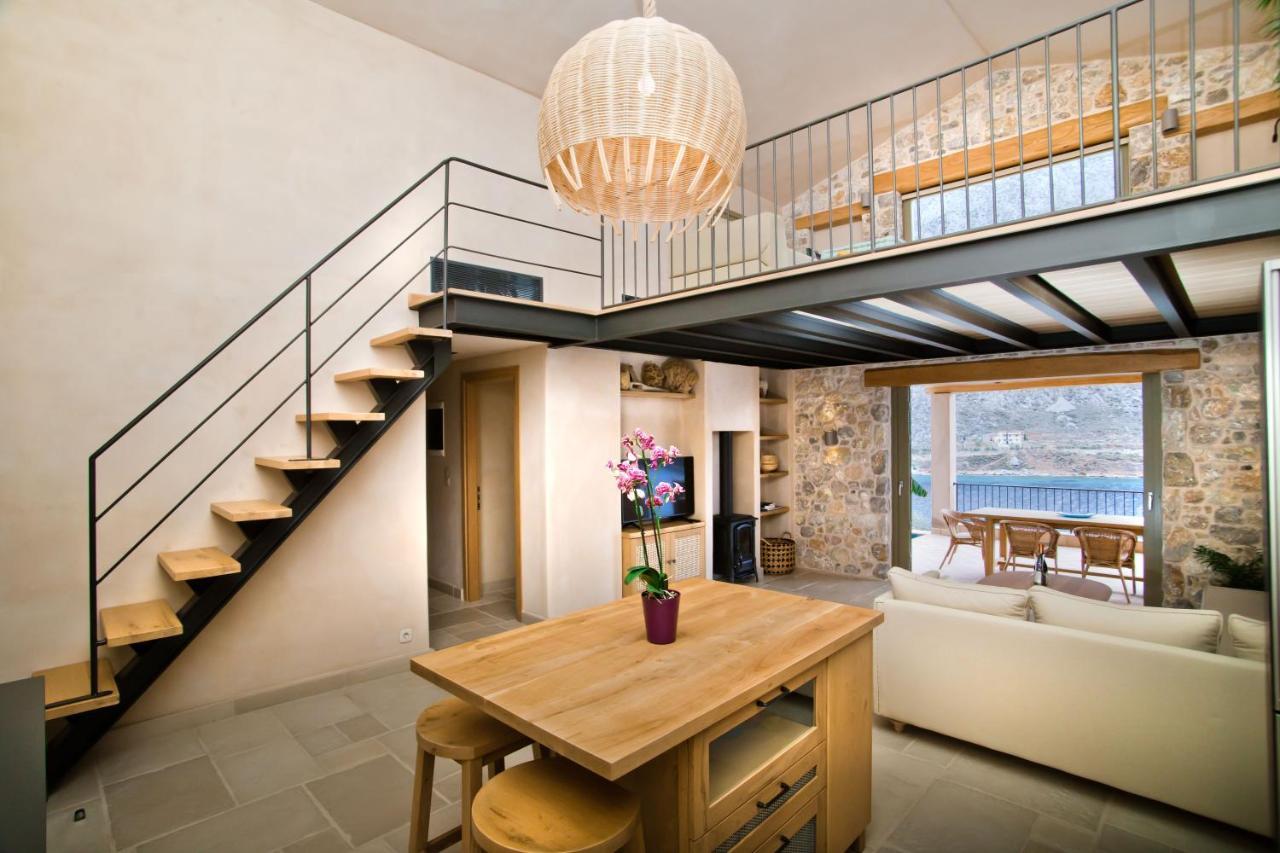 Petra Boutique Villas Arginonda エクステリア 写真