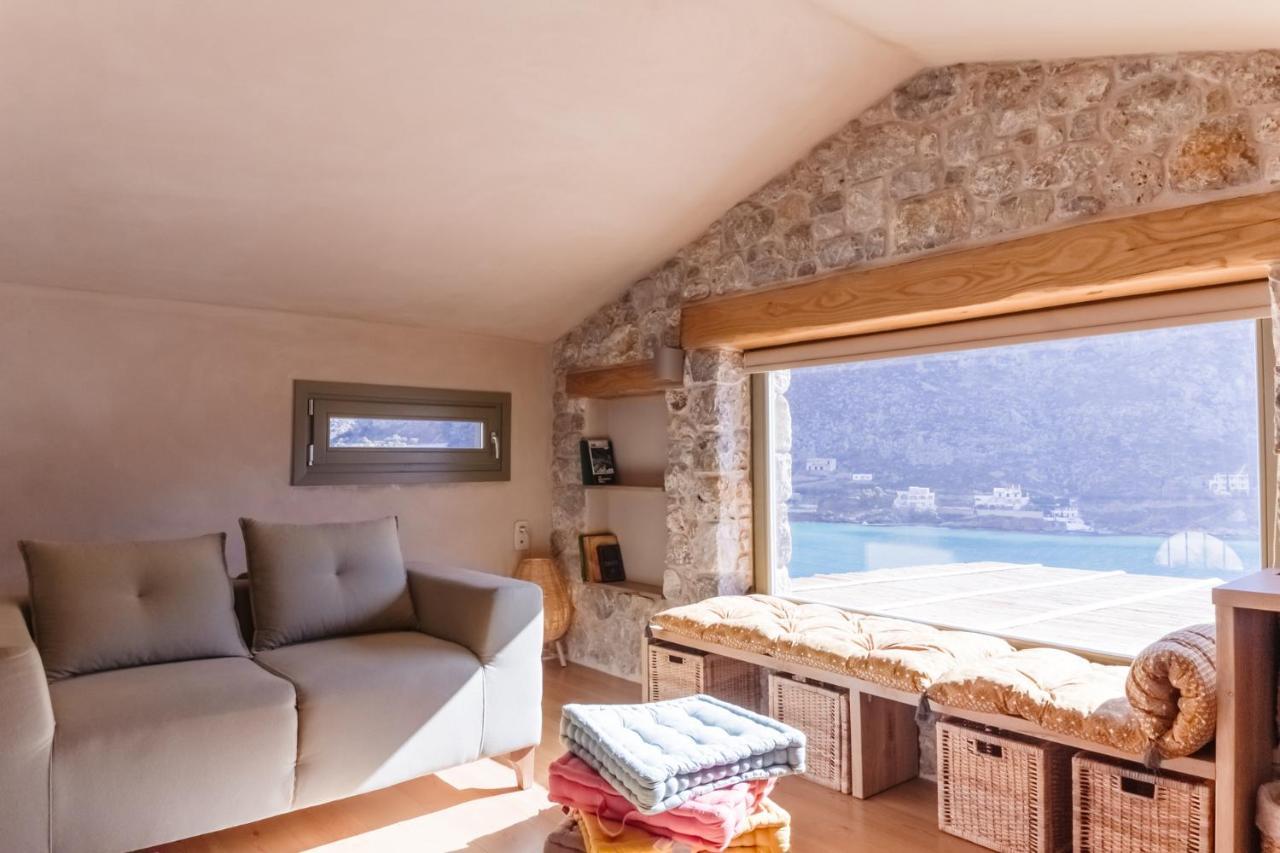 Petra Boutique Villas Arginonda エクステリア 写真