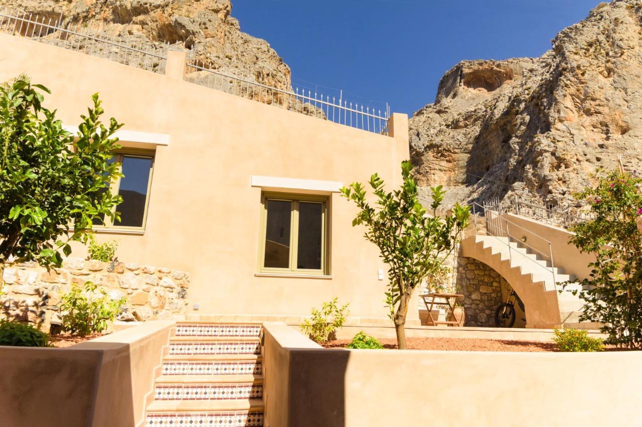 Petra Boutique Villas Arginonda エクステリア 写真