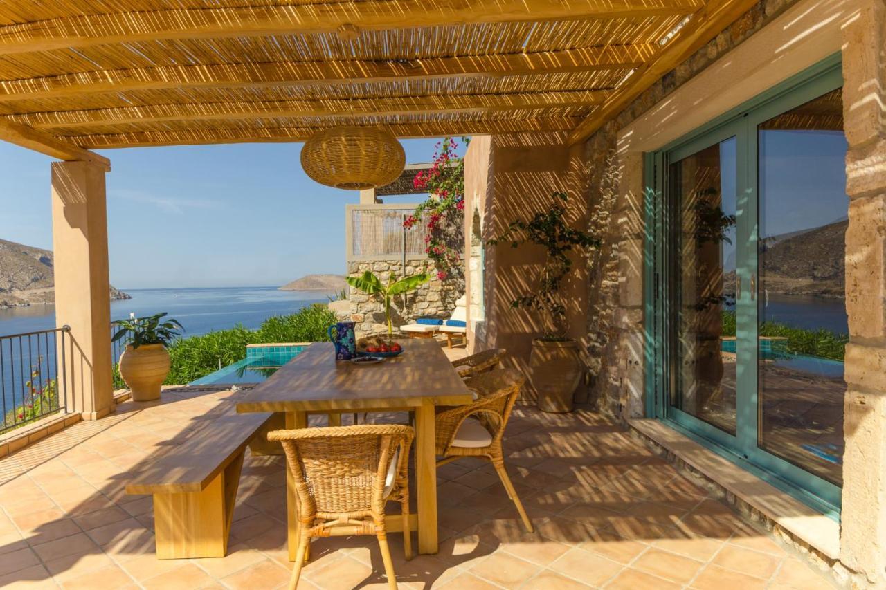 Petra Boutique Villas Arginonda エクステリア 写真